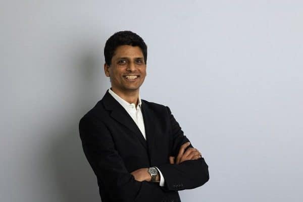 Naveen Krishnamurthy รองประธานฝ่ายพันธมิตรผู้บริหารของ Lux Research